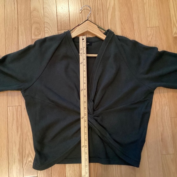 Massimo Dutti Green Twist Front Top, Size Small, Relaxed Fit - Picture 5 of 12